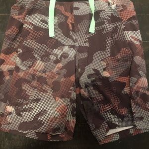 Lululemon 9” short Size L